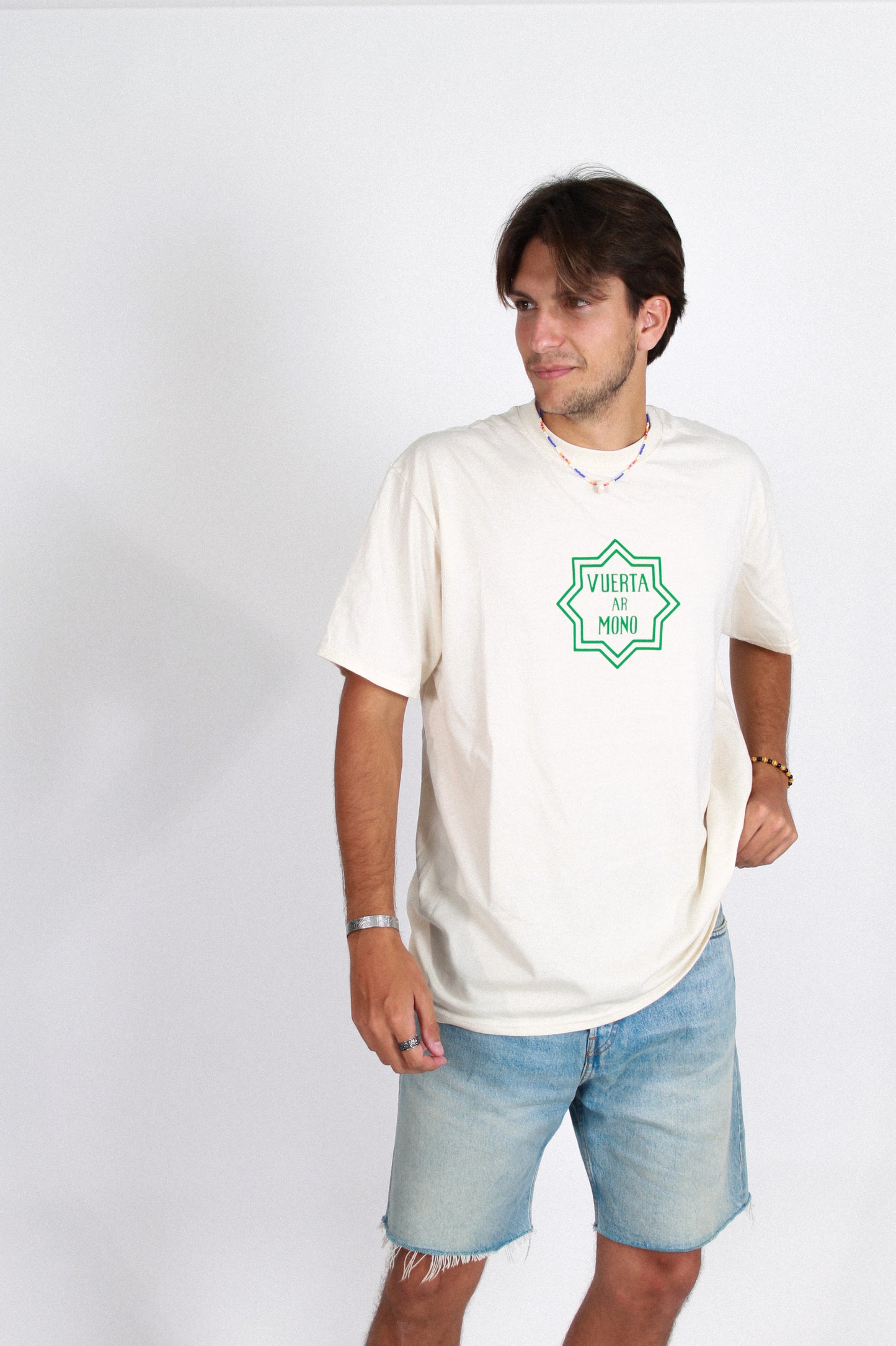 "Vuerta Ar Mono" T-shirt 180gsm
